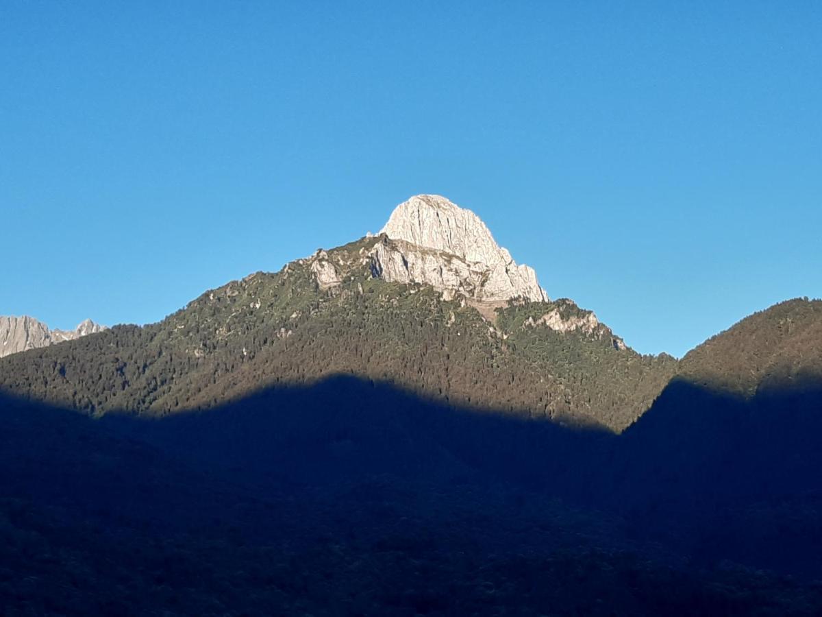 Azienda Agricola Agriturismo I Sei Petali Capo di Ponte Exteriör bild