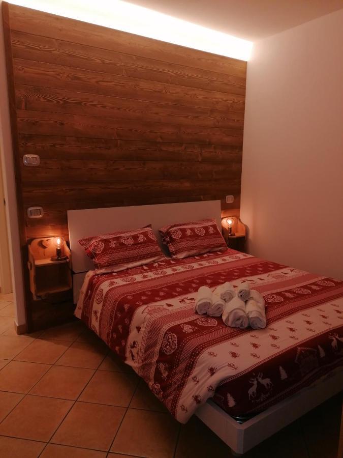 Azienda Agricola Agriturismo I Sei Petali Capo di Ponte Exteriör bild